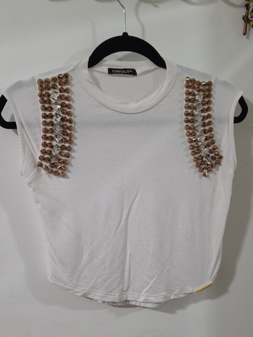 Dibout White Embellished Sleeveless Top